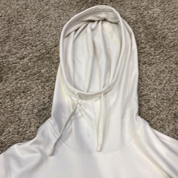 Nike Pullover - Picture 6 of 9